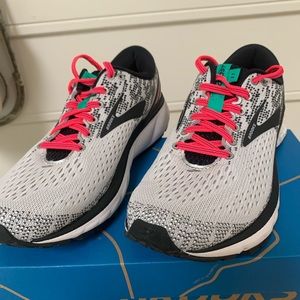 Brooks Running shoe GHOST 11